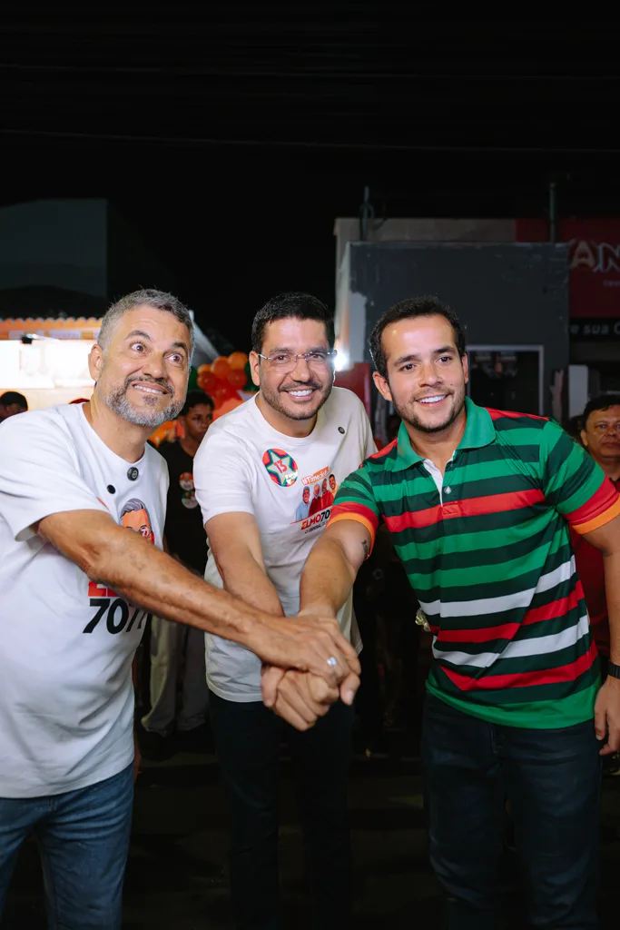 Foto do álbum 04.09 Inauguração do Comitê de Elmo Vaz