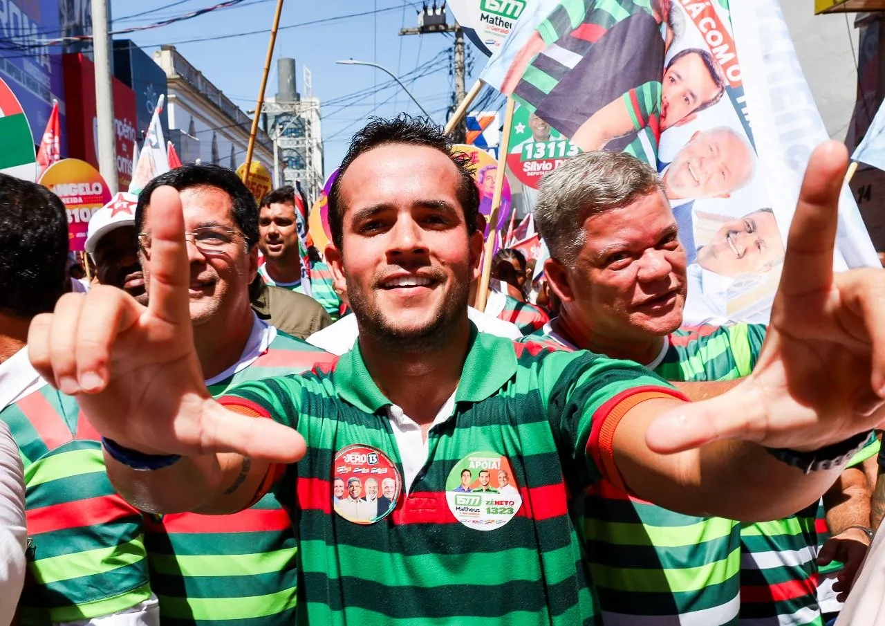 Foto do álbum 22.08 – Caminhada com o Time de Lula em Feira de Santana