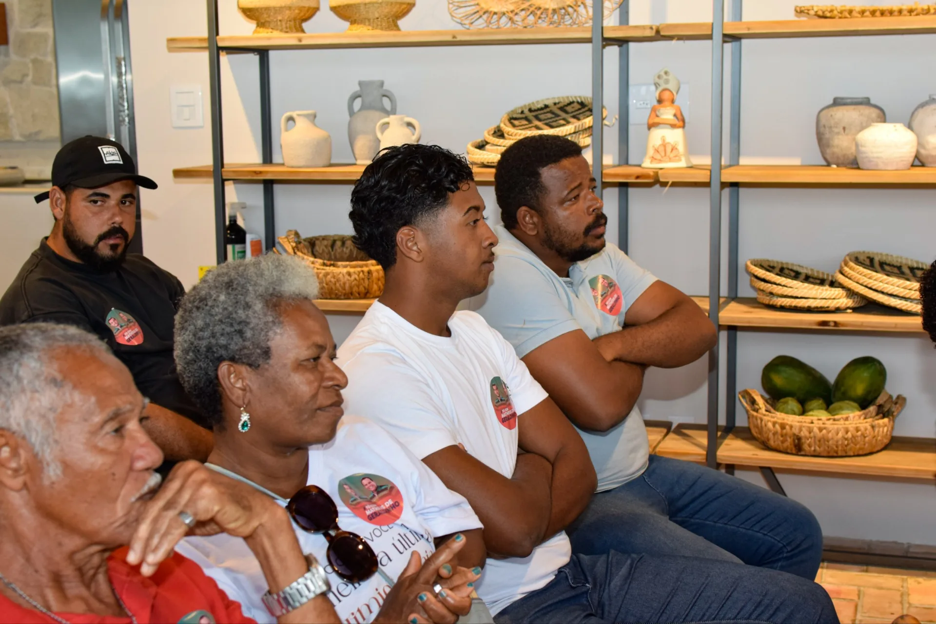 Foto do álbum 30.07 Reunião com Suíca e Lideranças em Jaguaripe
