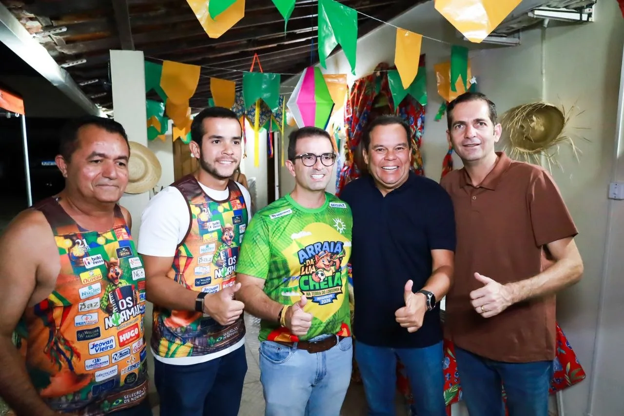 Foto do álbum 20.06 Giro Pelo Interior em Inhambupe – Bloco Os Normais