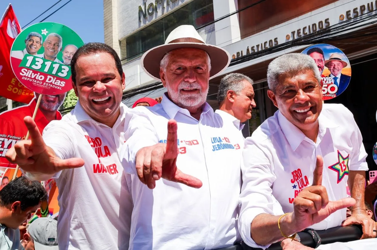 Foto do álbum 22.08 – Caminhada com o Time de Lula em Feira de Santana
