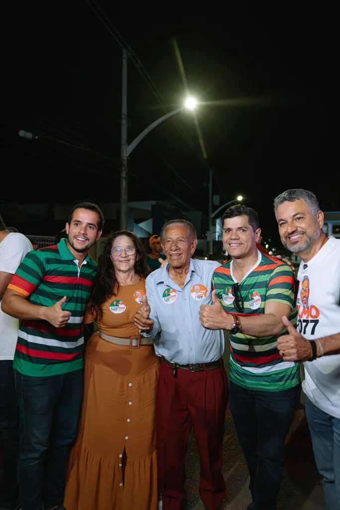 Foto do álbum 04.09 Inauguração do Comitê de Elmo Vaz