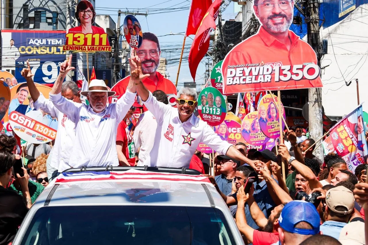 Foto do álbum 22.08 – Caminhada com o Time de Lula em Feira de Santana