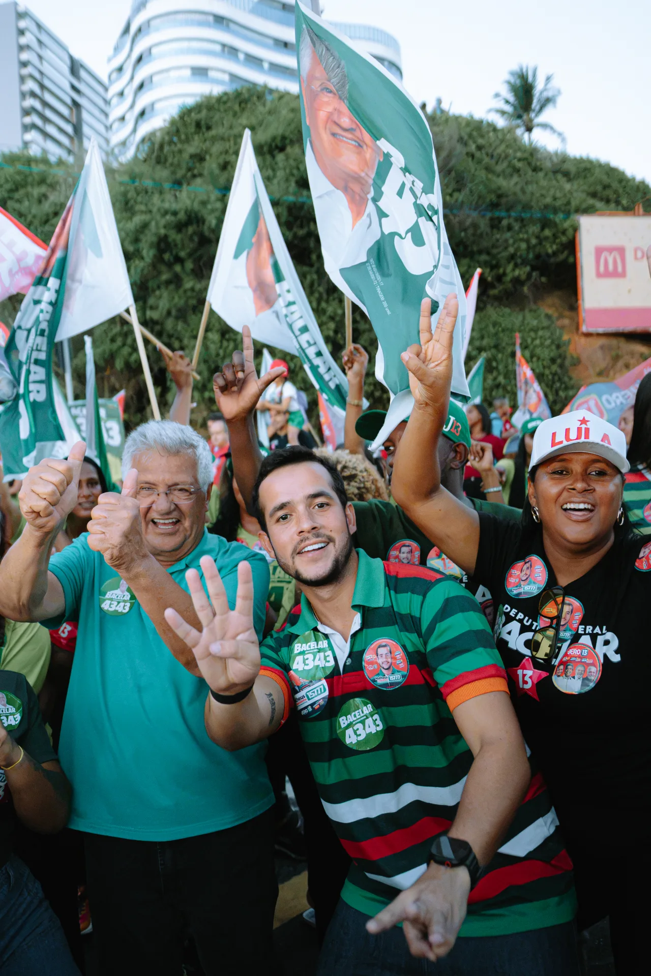 Foto do álbum 29.09 Caminhada com Lula na Barra