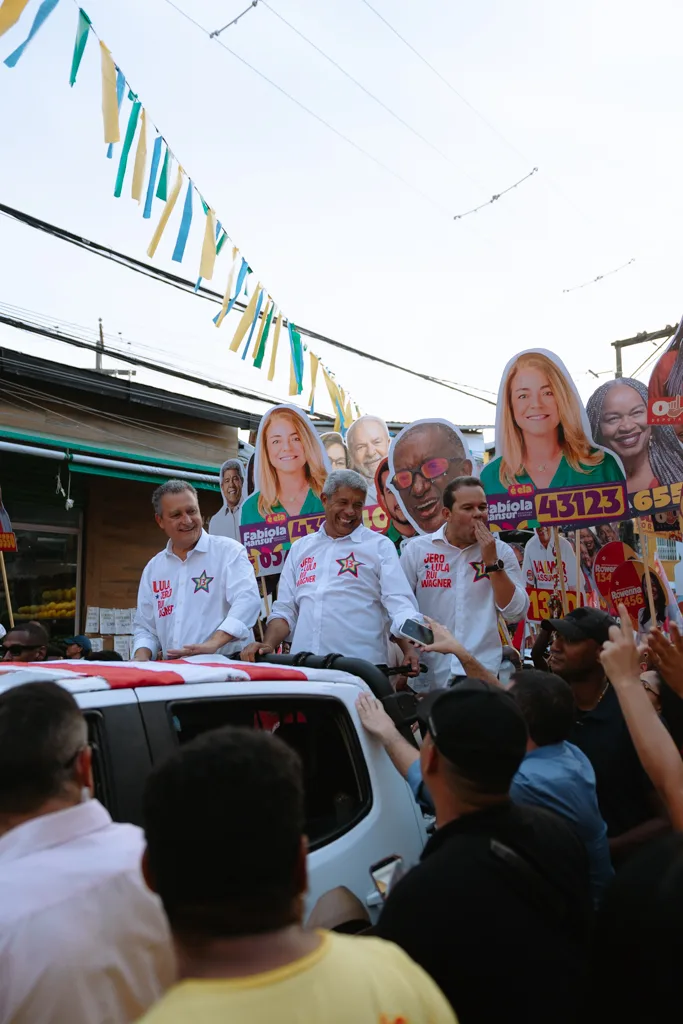 Foto do álbum 02.09 Caminhada com a Chapa Majoritária 📍 Nordeste de Amaralina