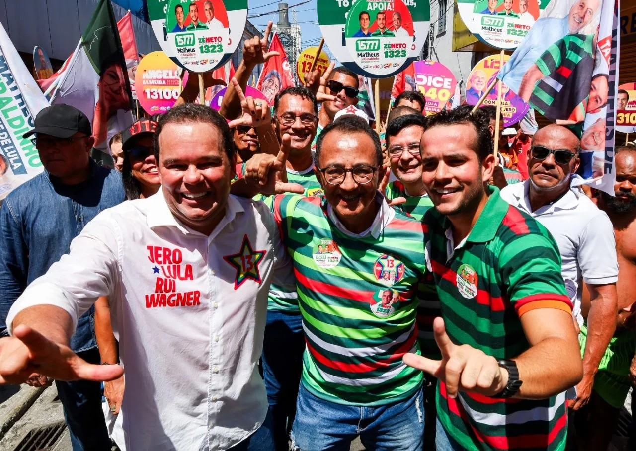 Foto do álbum 22.08 – Caminhada com o Time de Lula em Feira de Santana