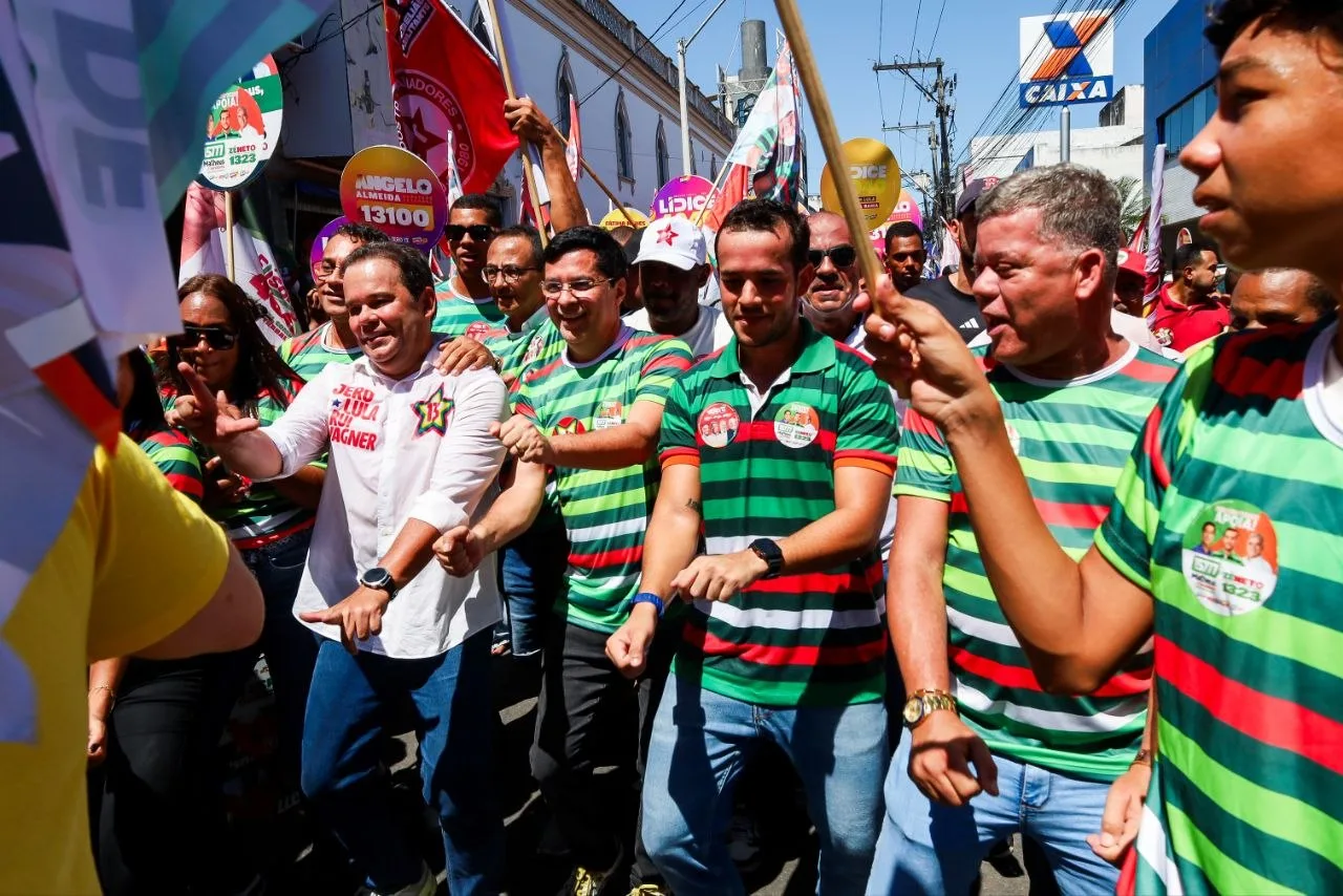 Foto do álbum 22.08 – Caminhada com o Time de Lula em Feira de Santana