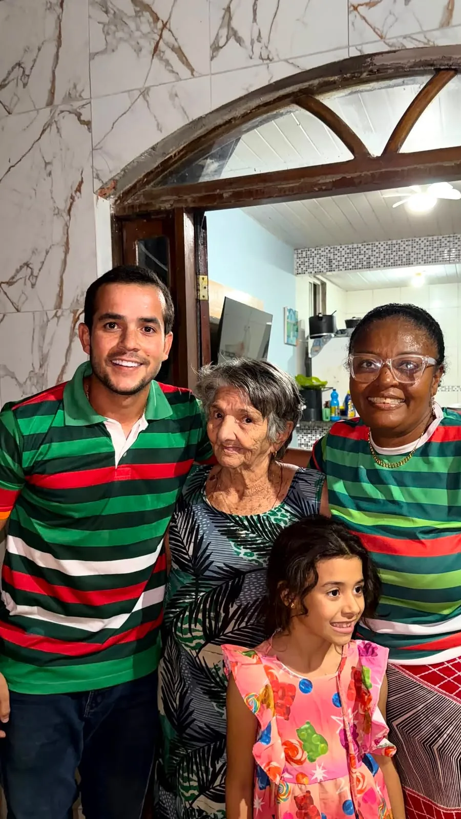 Foto do álbum 20.08 Visita em São Tomé de Paripe (Alto da Igreja)